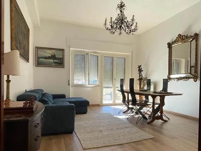 The Διαμέρισμα